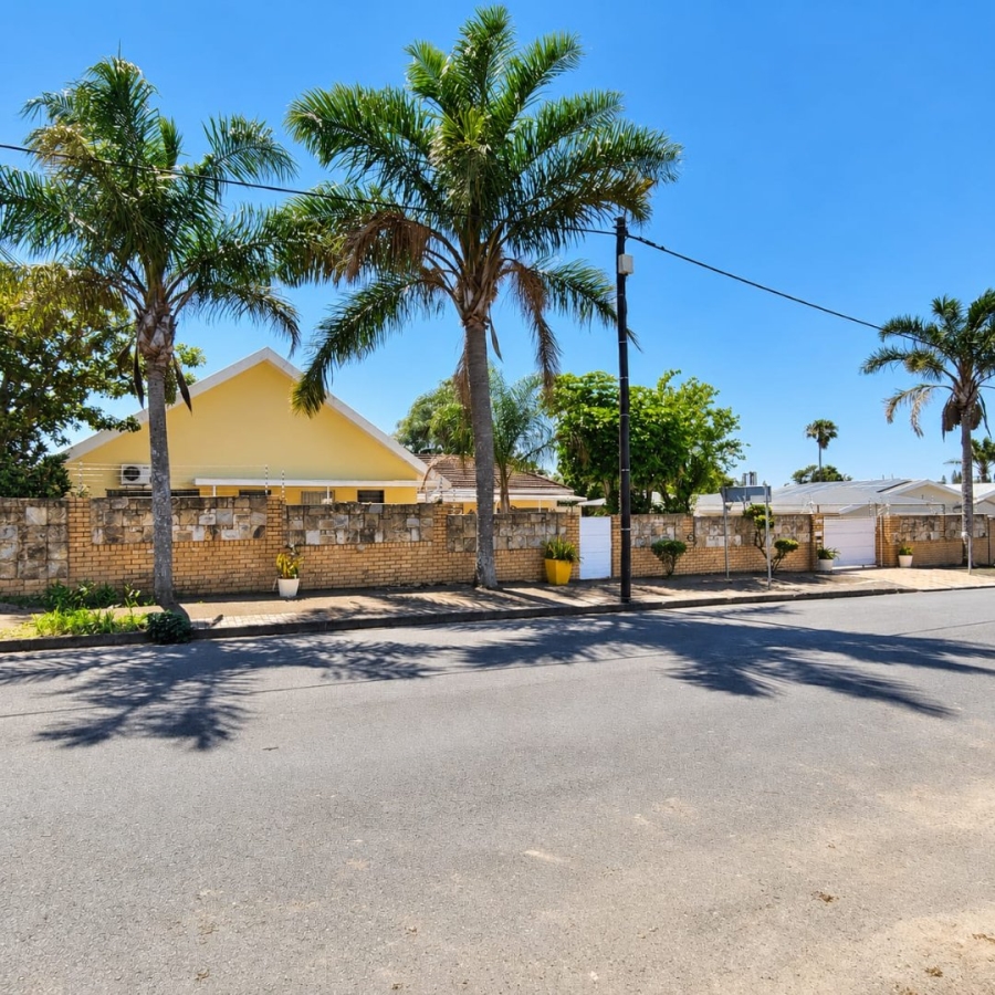 14 Bedroom Property for Sale in Baysville Eastern Cape